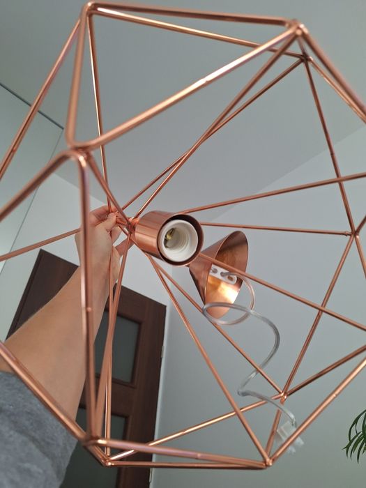 Nowoczesny żyrandol, alfa, miedziana, rose gold, różowe złoto
