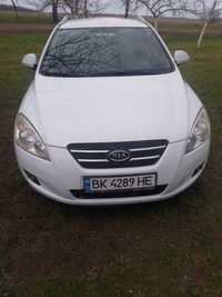 Продам kia ceed 09 рік