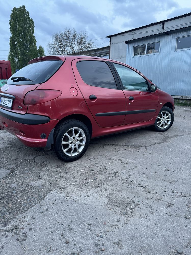 Peugeot 206. Пежо 206