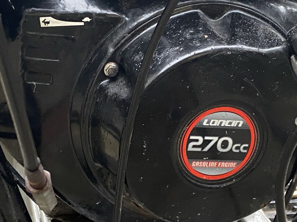 Odśnieżarka na gąsienicach firmy Taga silnik Loncin 270cc 6kW