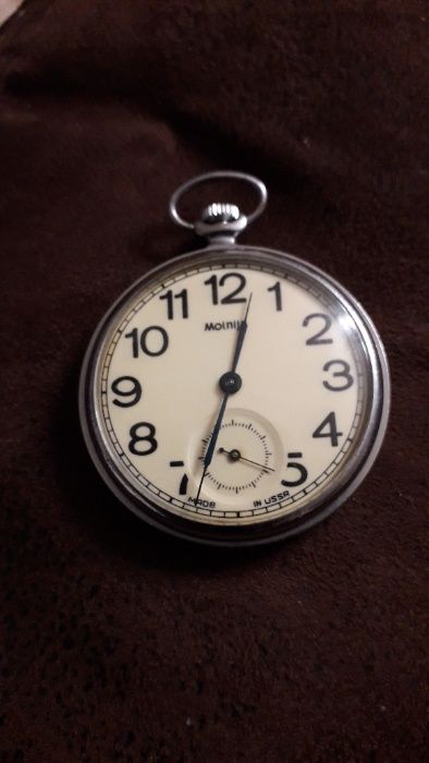 Stary zegarek Mołnija
