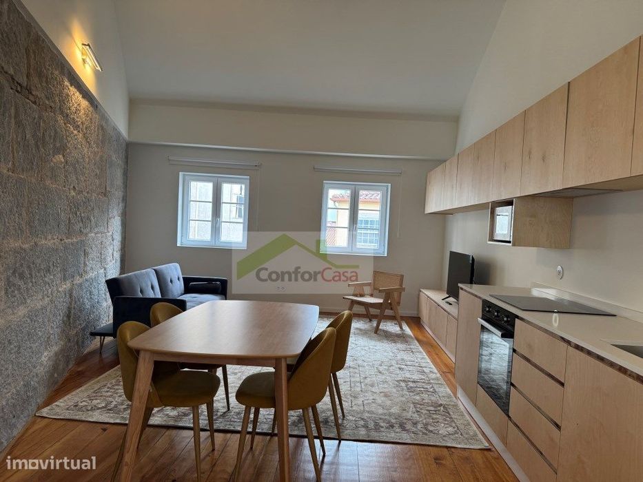 Apartamento T2 mobilado com ar condicionado no Centro Histórico - R...