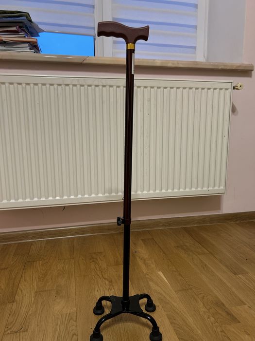 Костиль для людей похилого віку