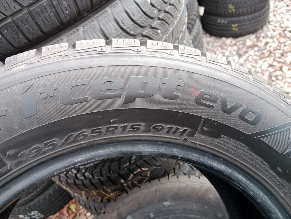 Opona używana zimowa 195/65R15 Hankook Winter i Cept Evo 1szt.
