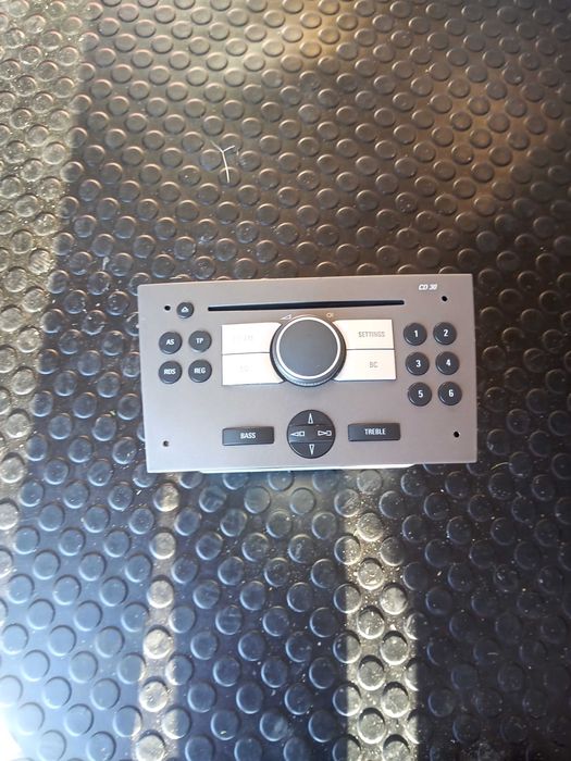 Sprzedam radio z Opla Vivaro