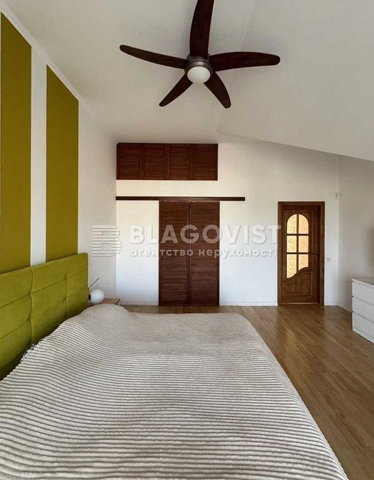 Продаж 2пов. будинку 220м2 , Хотів