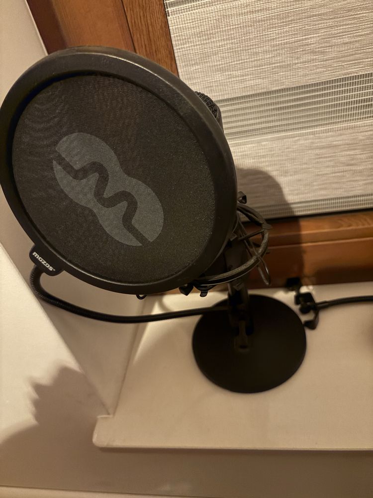 Mikrofon Audio-Technica AT2020 + interfejs focusrite scarlett solo 3