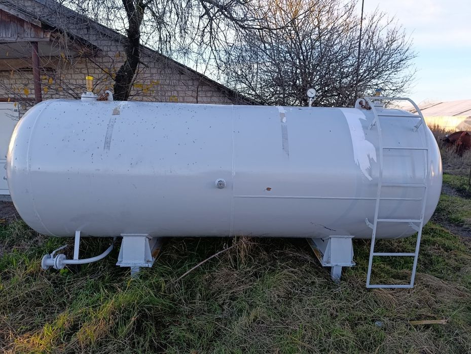 Продам газгольдер, бочку на газ