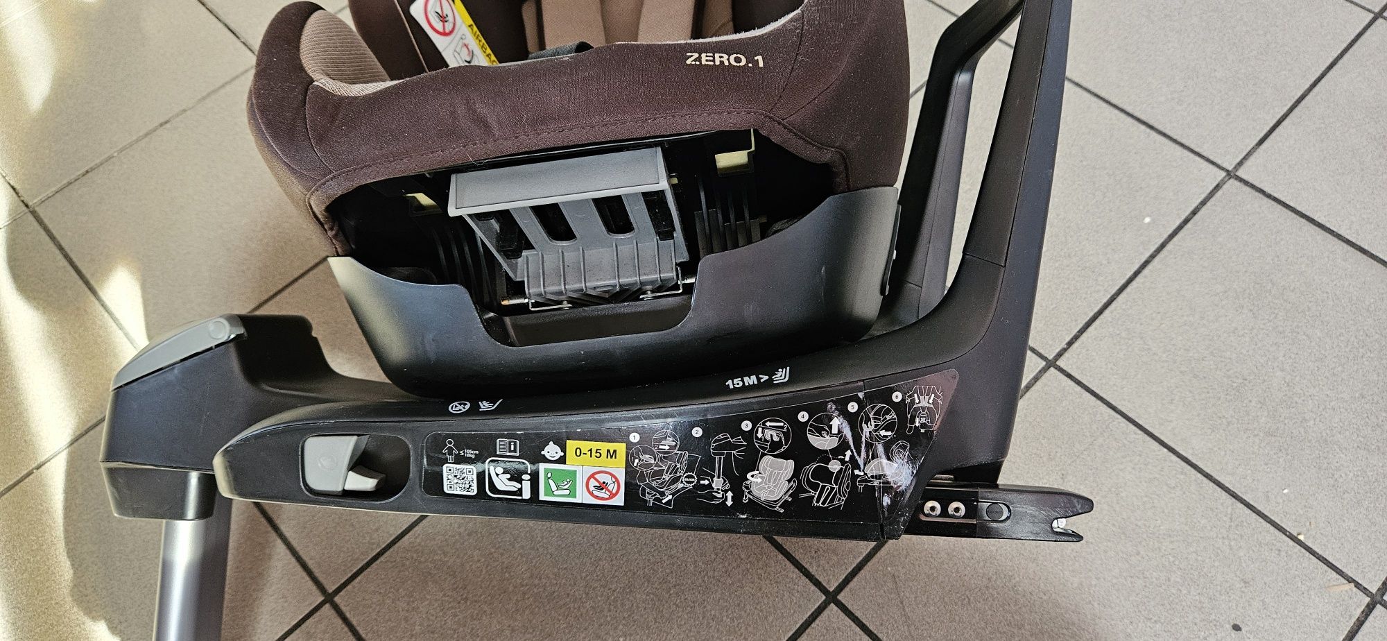 Obrotowy fotelik Recaro Zero 1 Isofix  0-18kg  Bezwypadkowy