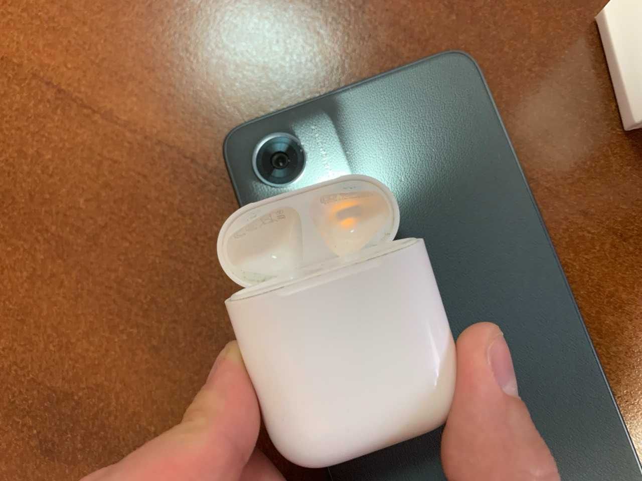 Наушники Apple AirPods 2 gen (MV7N2RU/A) - под ремонт / кейс ОРИГИНАЛ