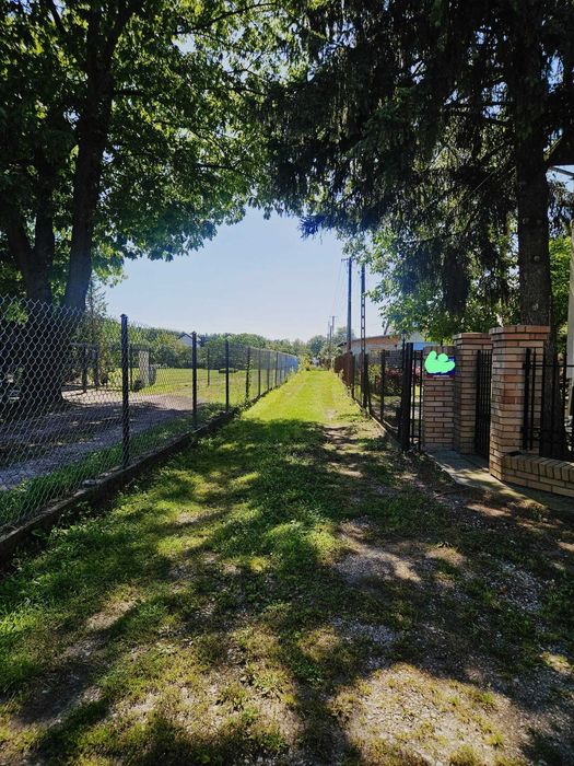Działka 1710m2  + budynek gospodarczo-usługowy 250m2