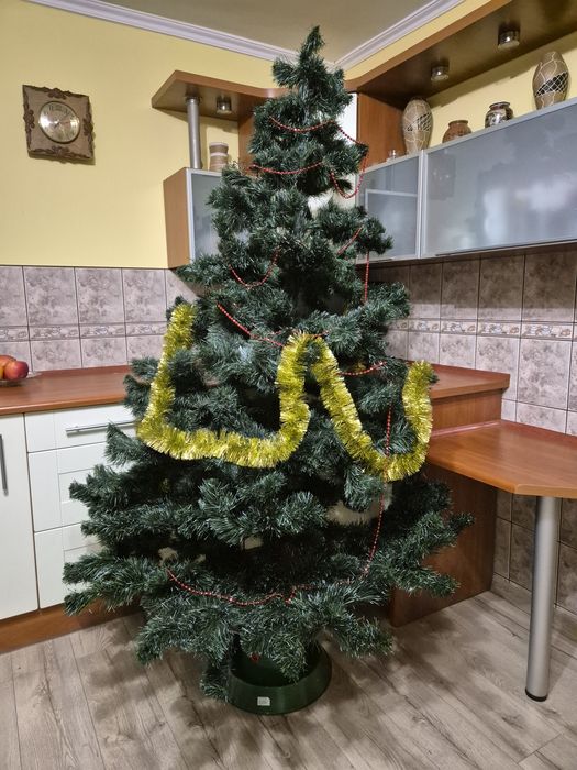 Choinka sztuczna 2 metrową