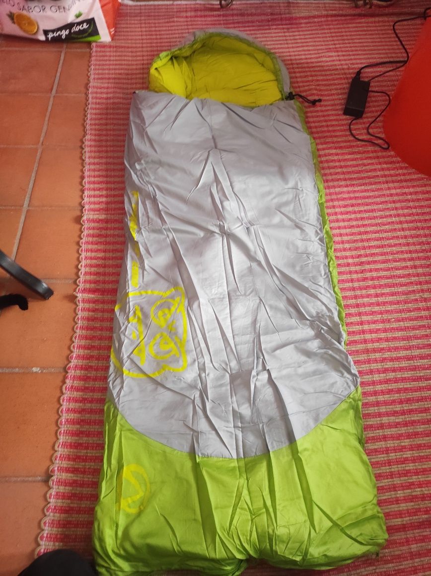Saco cama criança novos Berg