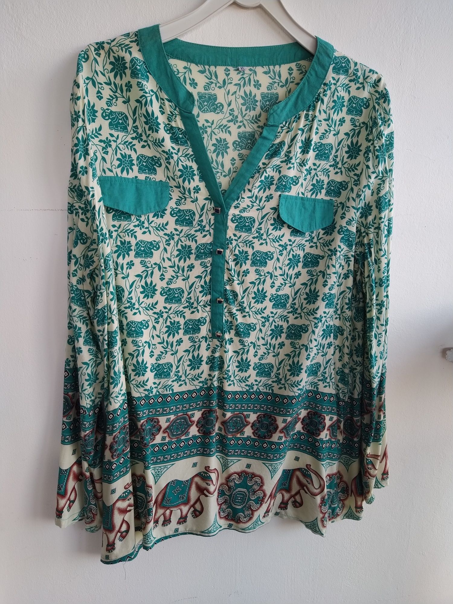 Blusa / Túnica verde estilo étnico - Tamanho XL