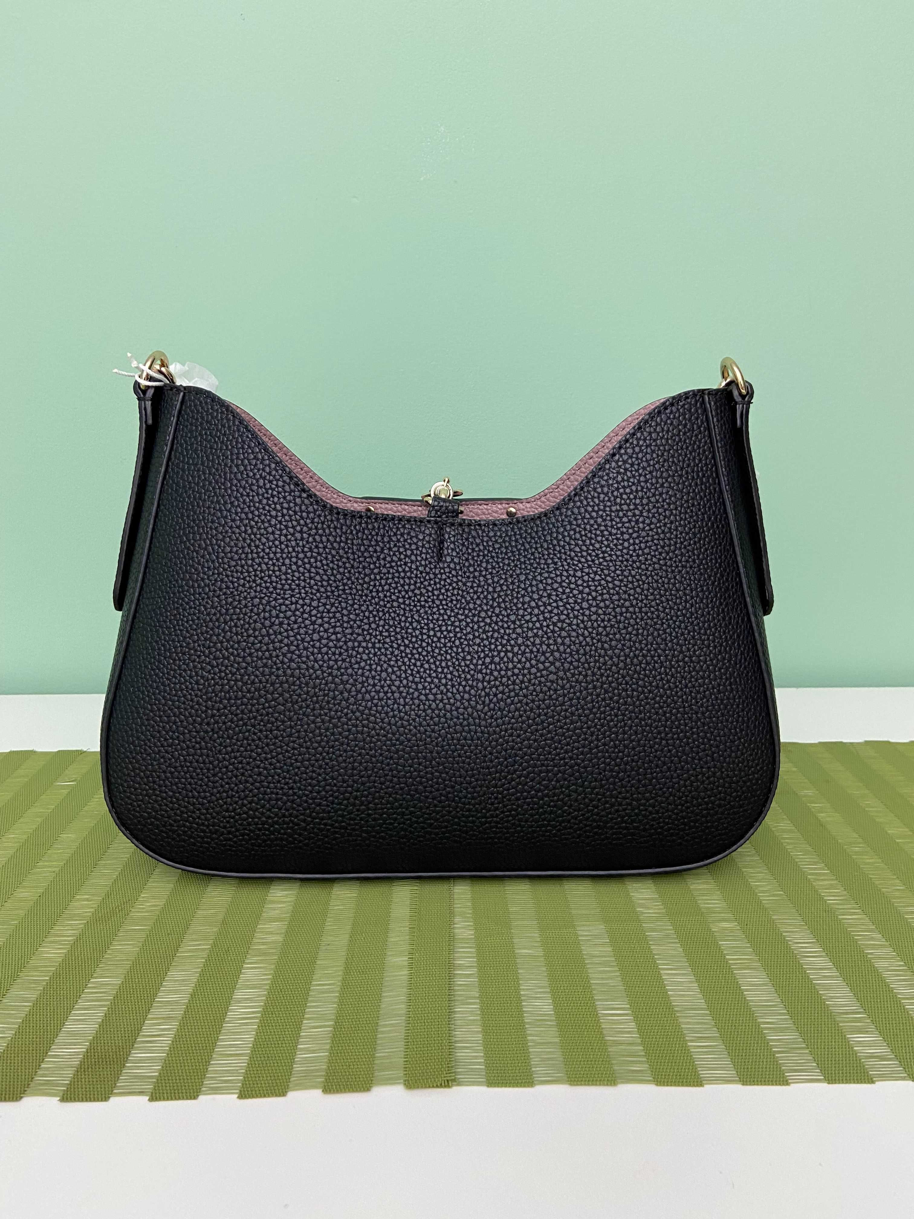 Czarna torebka Guess (Pochette hobo model brenton)