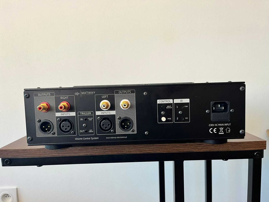 OKAZJA: Przedwzmacniacz Hi-Fi Matway ELECTRONICS