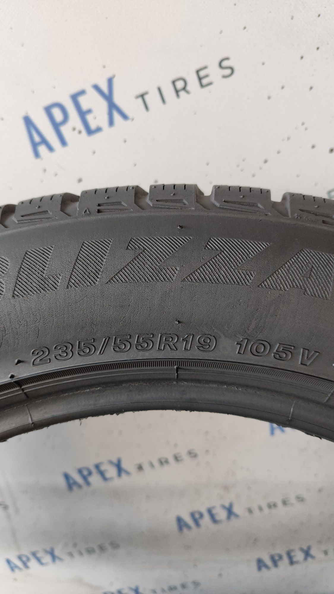 Зимові шини Bridgestone 235/55 R19 235*55 19 Blizzak Lm - 80 evo