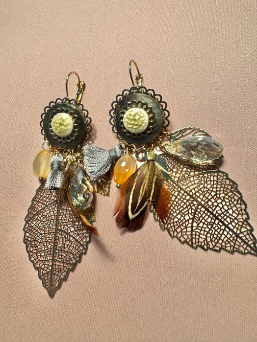 Kolczyki Ikita z naturalną masą perłową