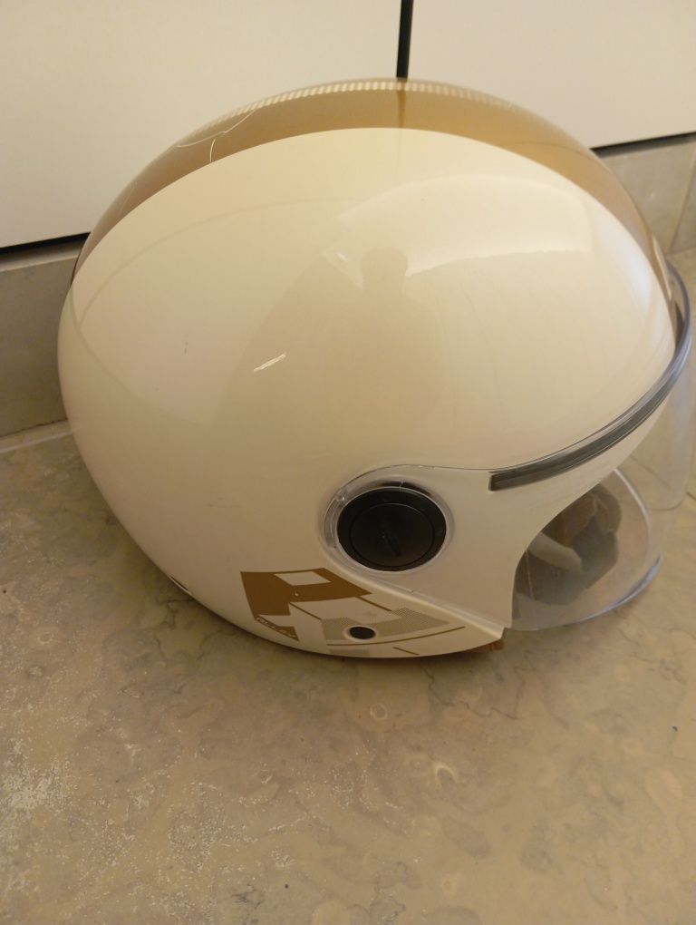Capacete tamanho L