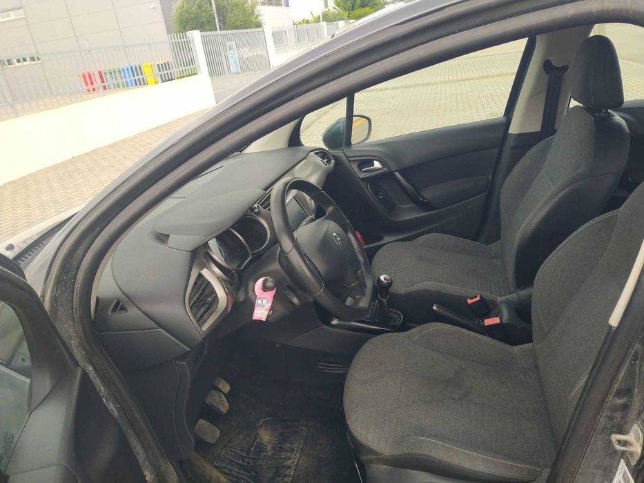 Citroen C3 1.6 e-hdi 2016 revisões em em dia