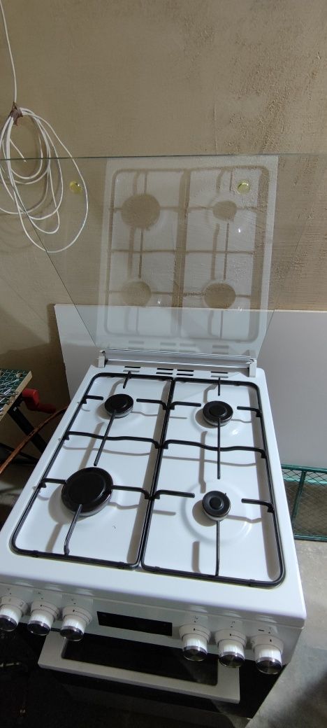 Kuchenka elektryczno gazowa Beko