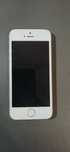 iPhone 5s srebrny oraz iPhone se 1 generacji czarny