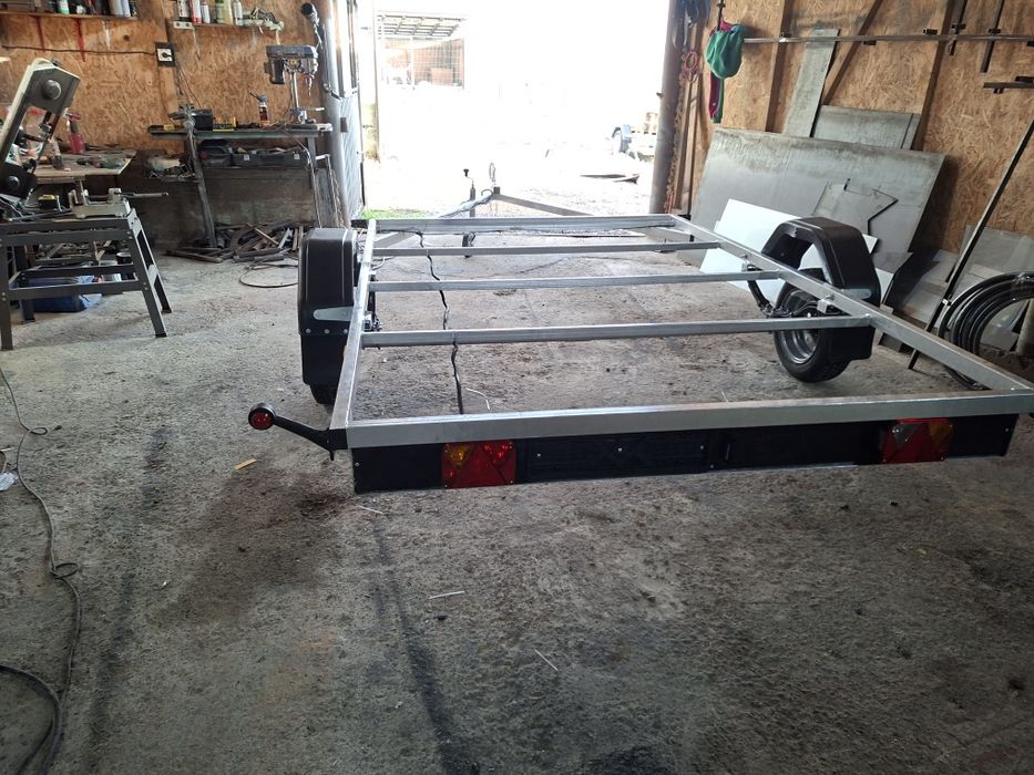 прицеп оцинкований  платформа рама чан