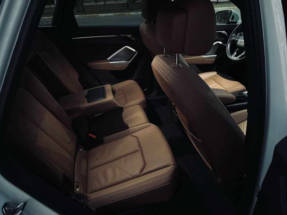 Audi Q3 Premium Plus S-line