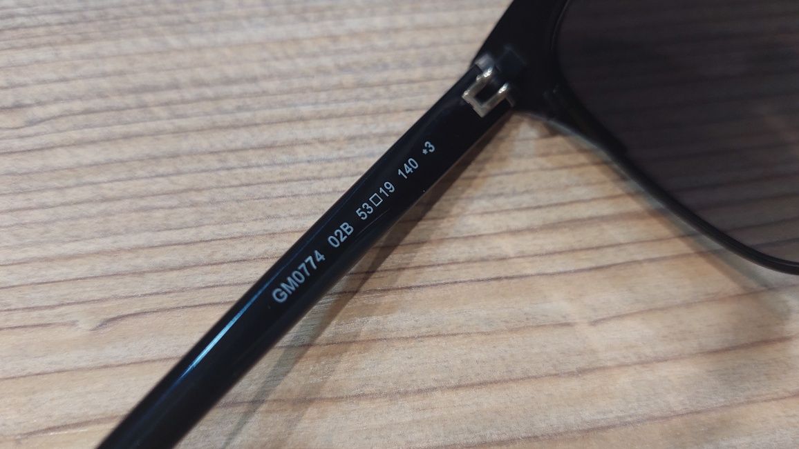 Жіночі і окуляри з прінтом пітона  GM 0774 02B  Guess  Marciano!