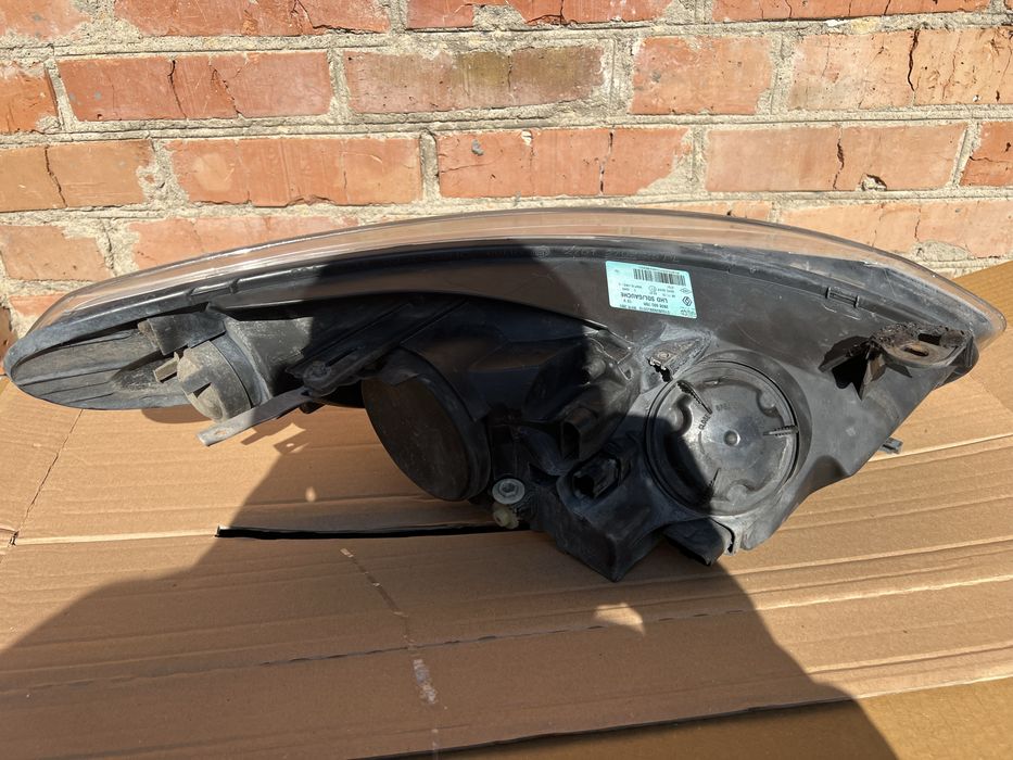 Фара лівв на рено Флюренс