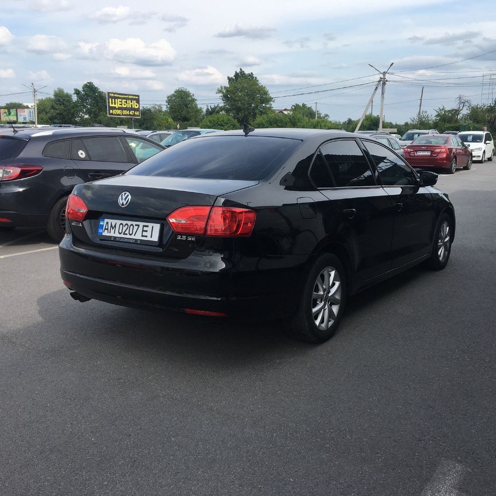 Jetta 2.5 2011 рік
