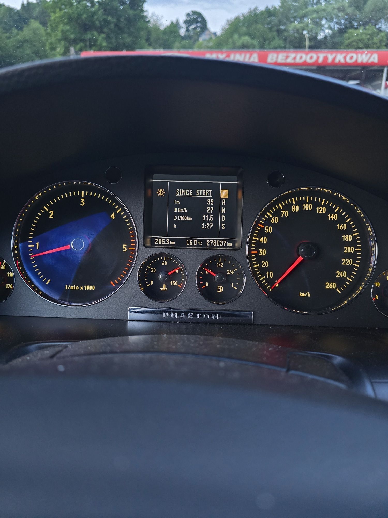 Vw phaeton 4x4 3.0d dobry stan.