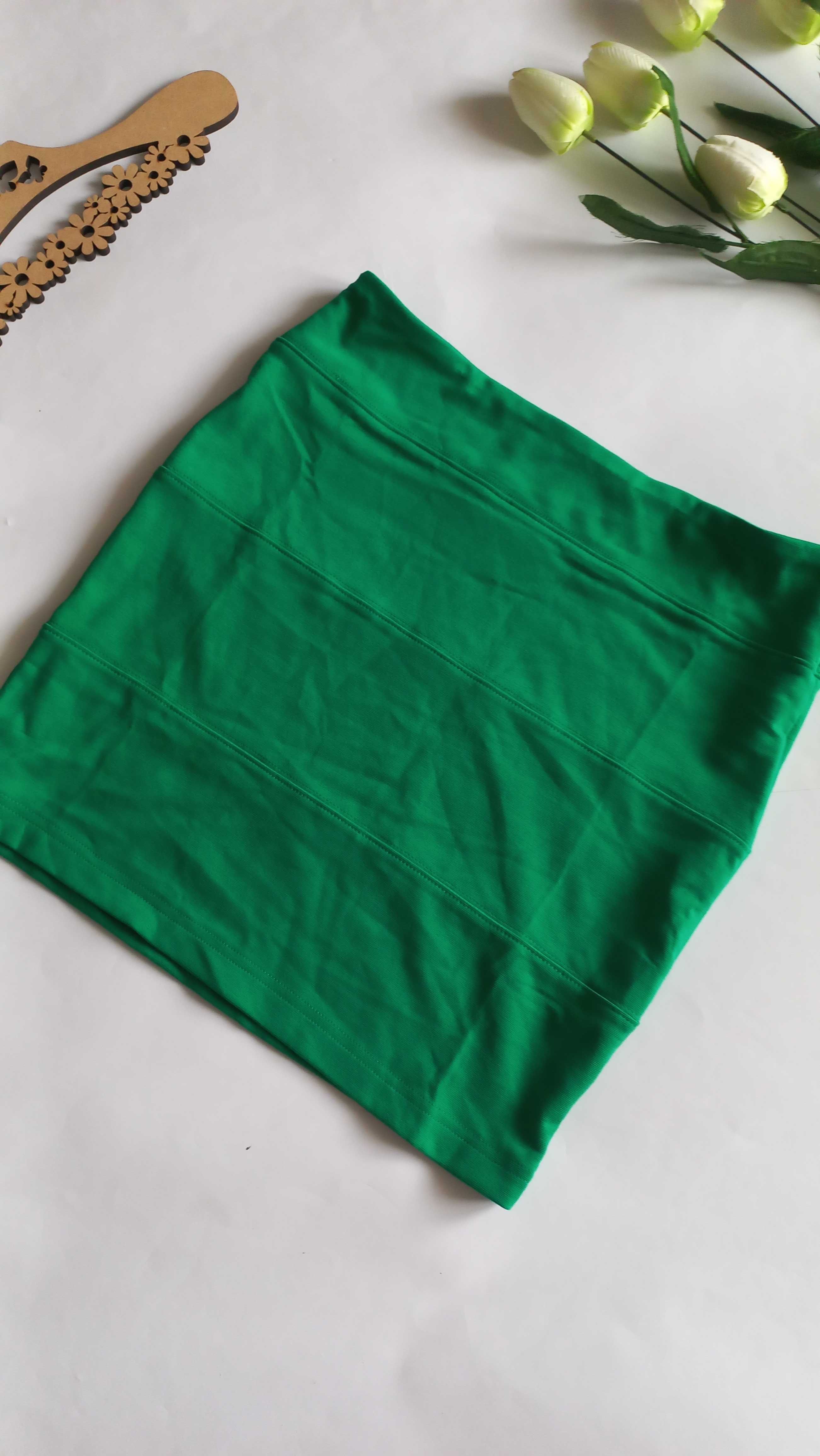 Зелена коротка спідниця міні розмір хs