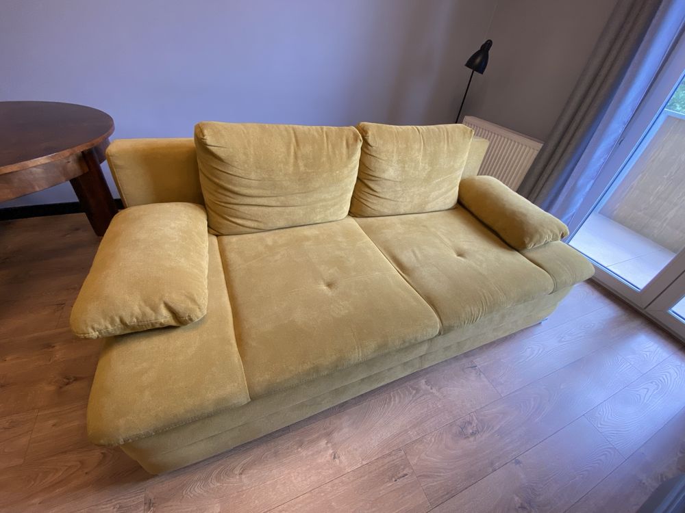 Kanapa sofa rozkładana z pojemnikiem na pościel