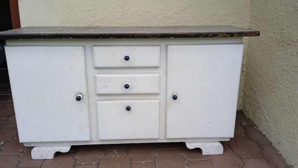 Szafka - wodnik do renowacji