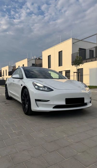 Tesla Model 3 Dual Motor 2023