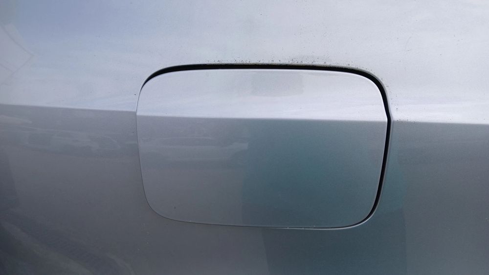 Tampa depósito combustível AUDI Q3 (8U)