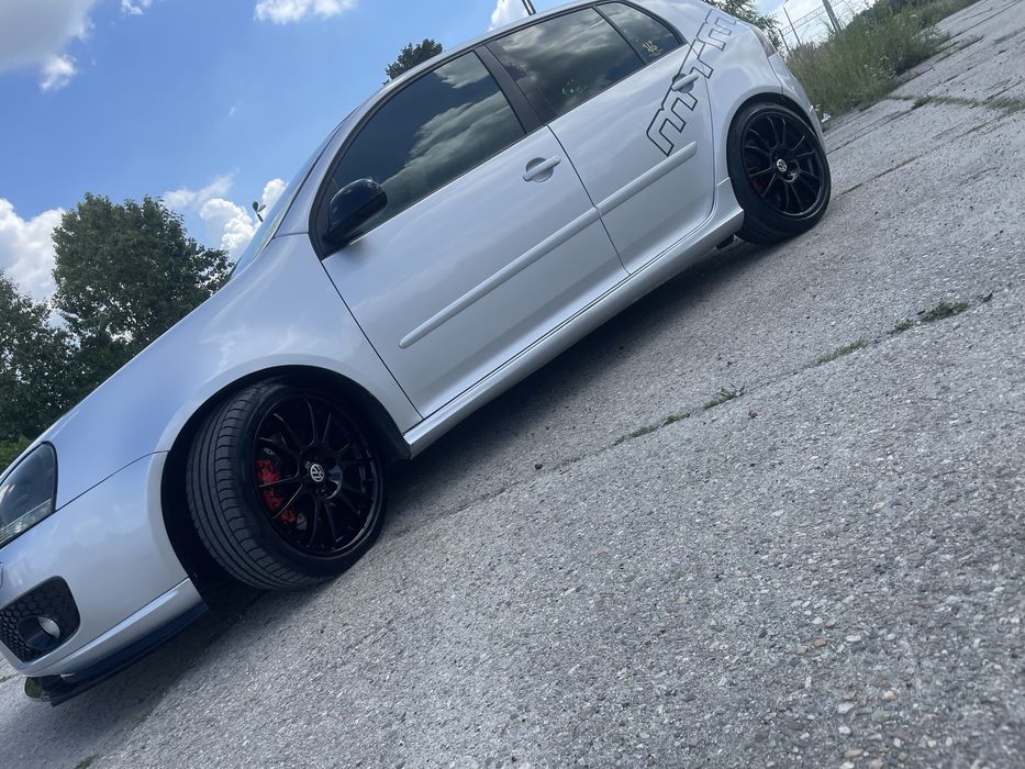 Golf v gti  250km