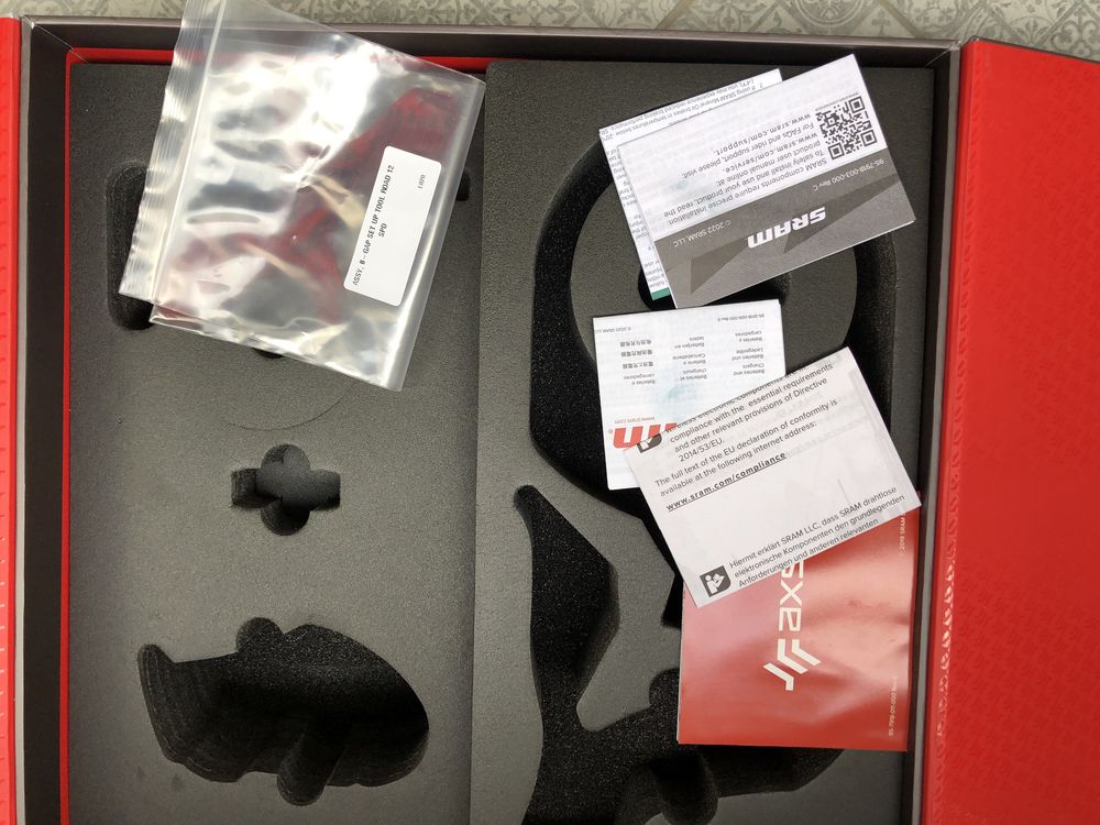 Przerzutka Sram force AXS 12s z 2022
