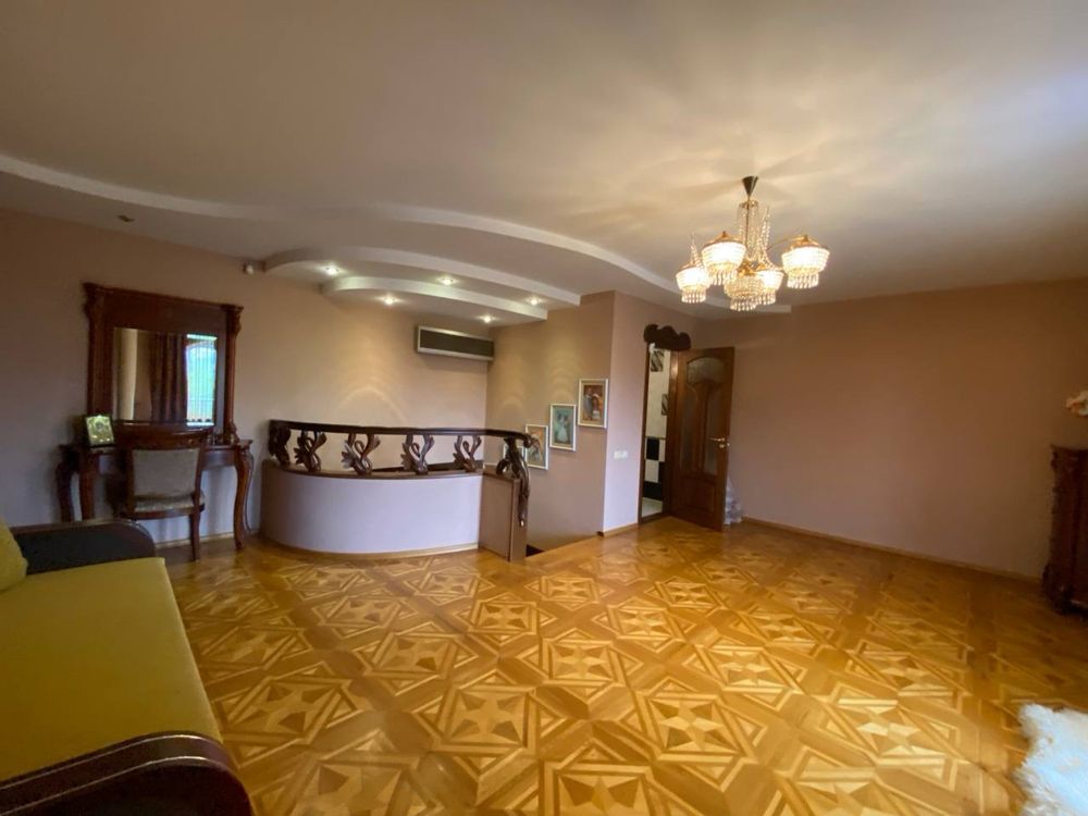 Продаж будинку‼️ Парк Гагаріна,300м2