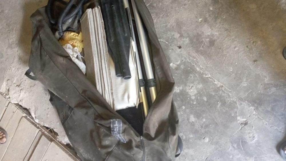 Двухместная лодка с мотором