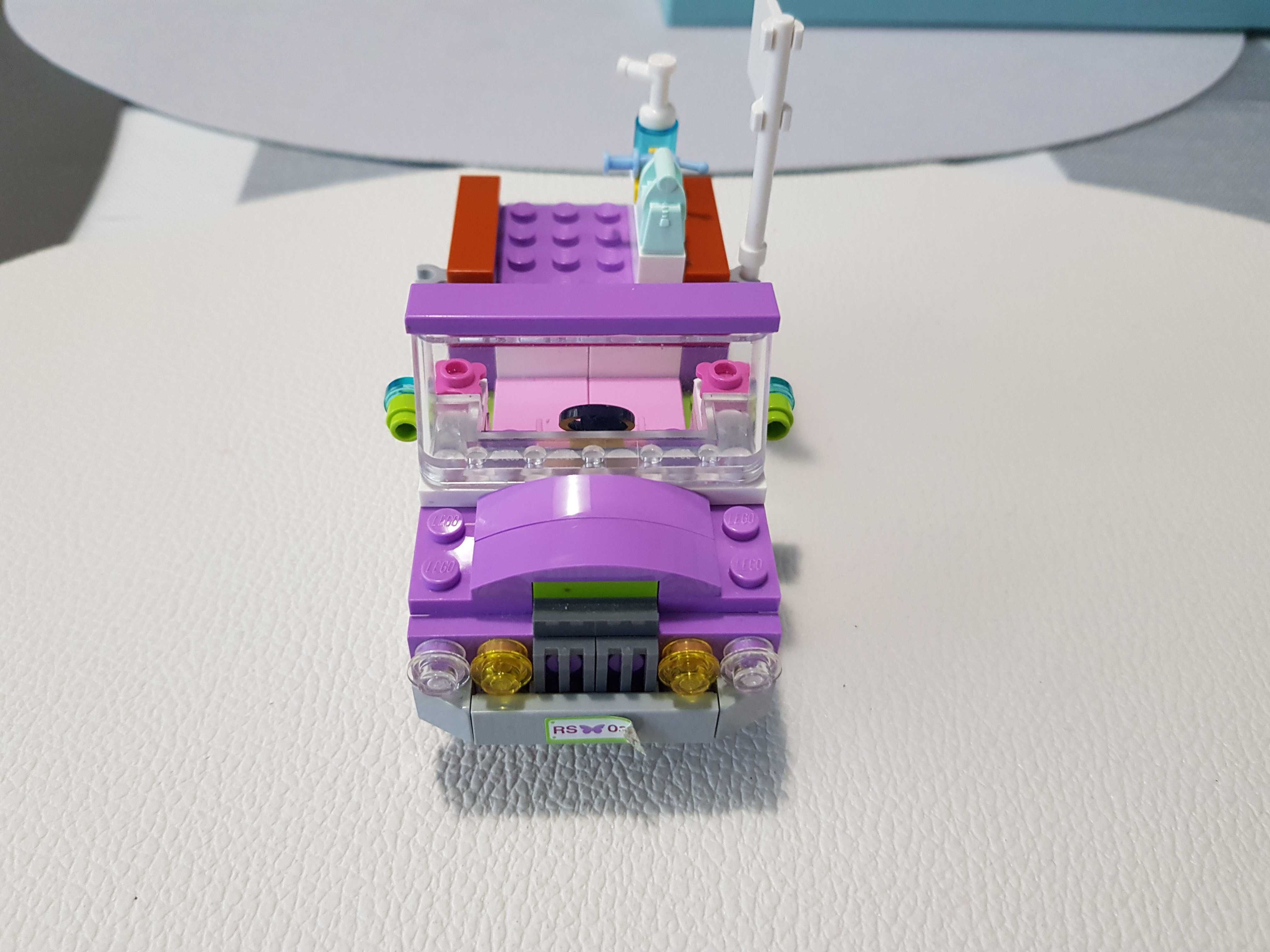 LEGO Friends 41125 przyczepa Vet dla koni+samochodzik Vet z 41036