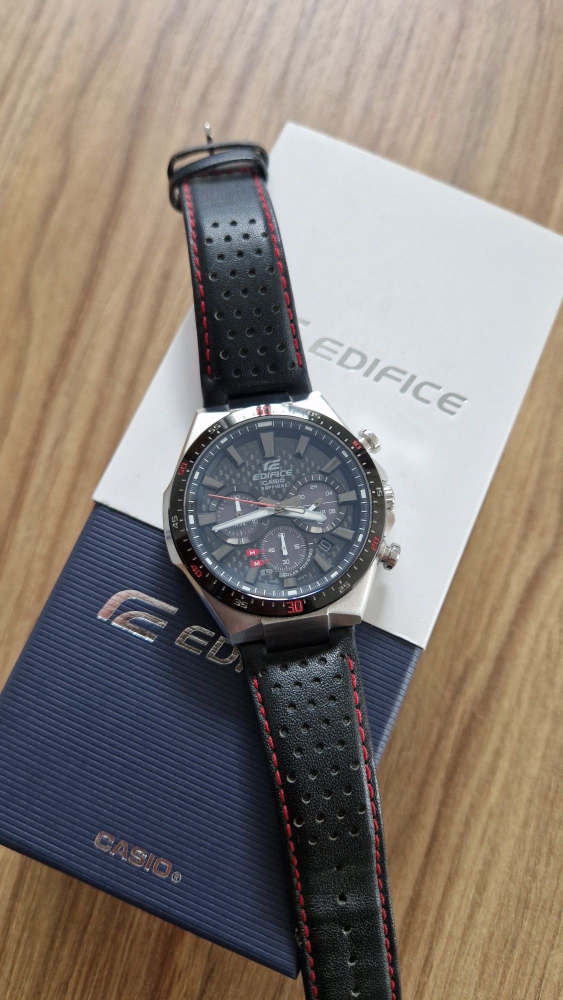 Zegarek Casio Edifice EFS-S520 solar szafirowe szkło