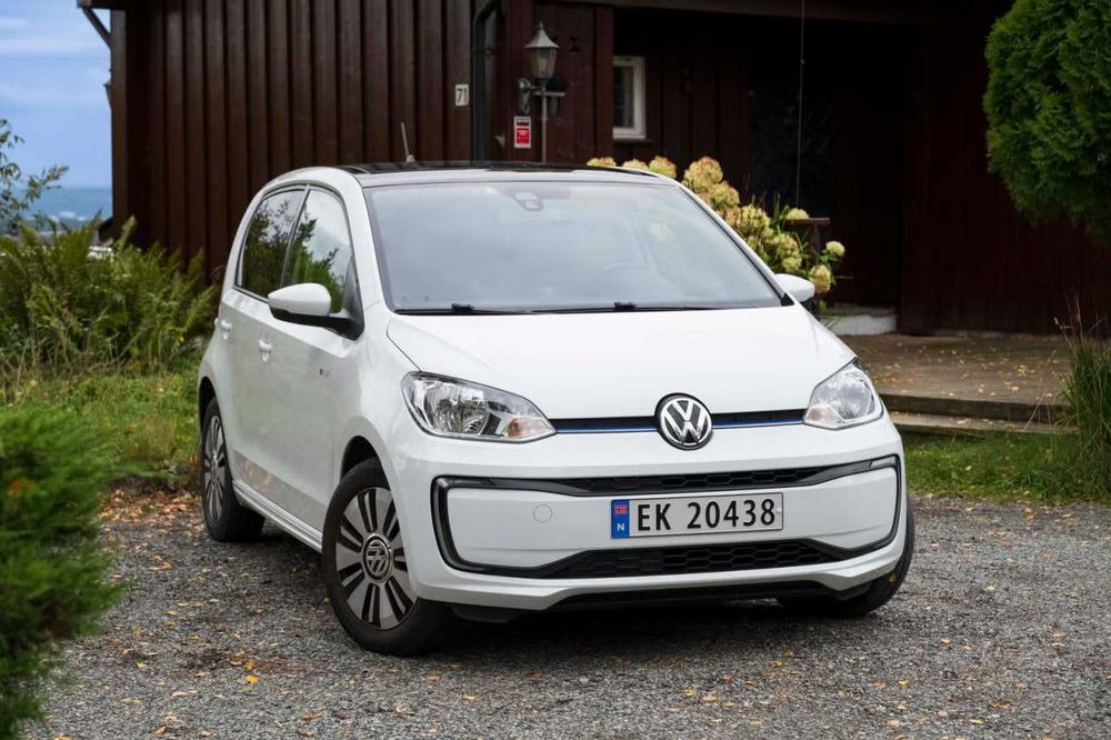 Volkswagen UP 2016 з Європи