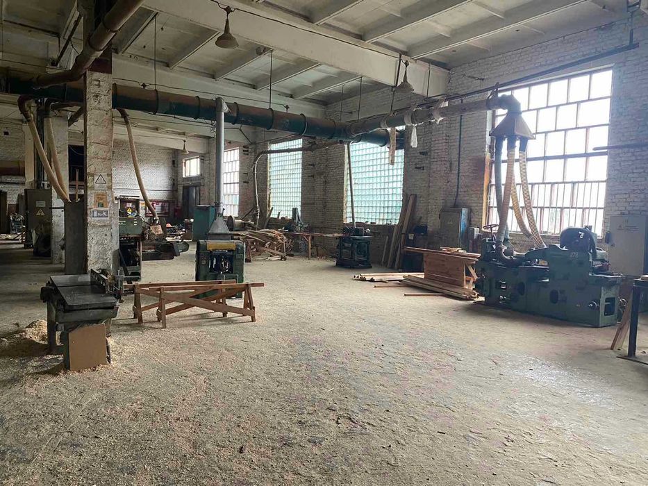Оренда столярного цеху з деревообробним обладнанням