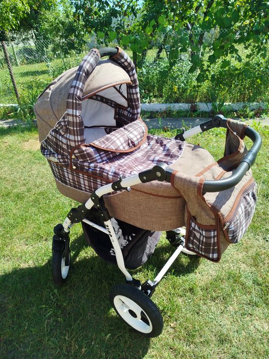 Продам коляску 2 в 1