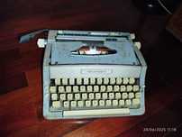 Maquina de escrever antiga