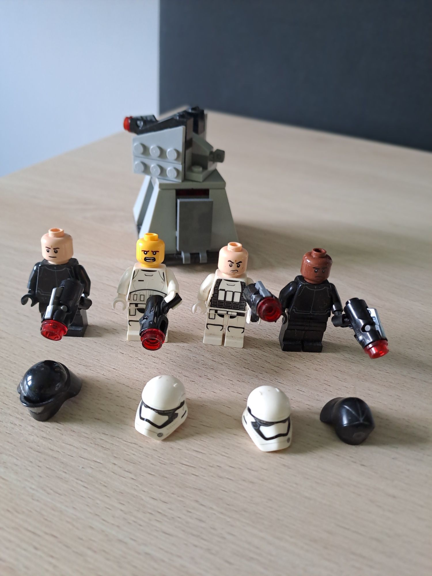 Lego Star Wars 75132