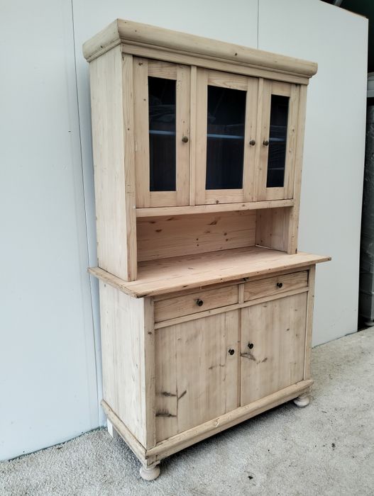 kredens kuchenny drewniany  antyczny zabytkowy po renowacji antyk