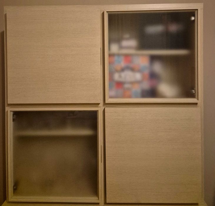 Słupek+witryna/szafka wisząca